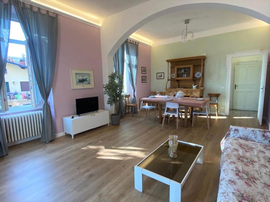 The Comfort - Big Apartment In Villa With Garden And Terrace Argegno Luaran gambar
